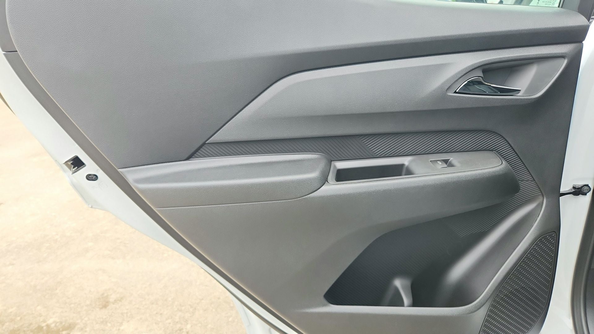 2027 Chevrolet Bolt EV LT