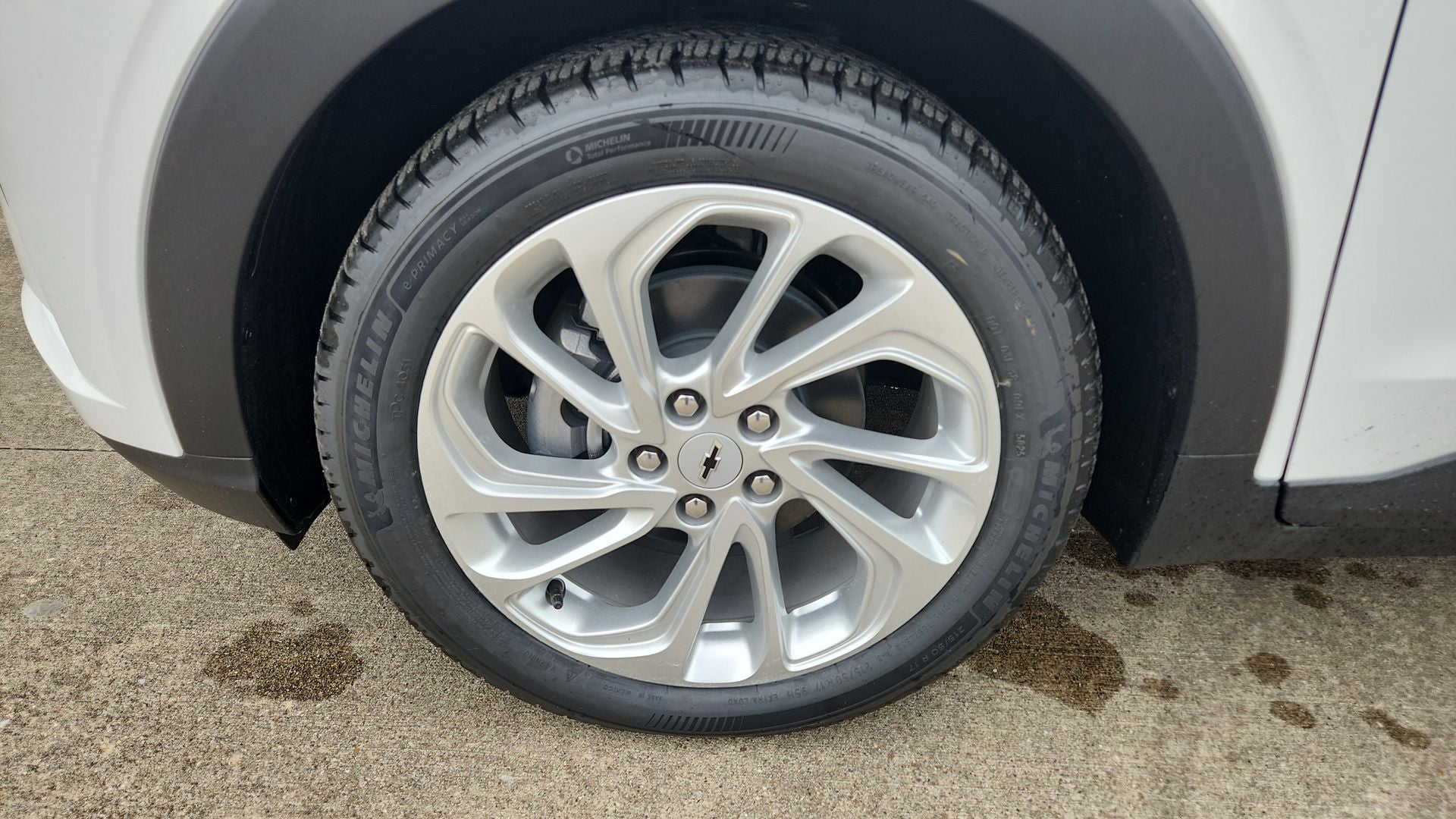 2027 Chevrolet Bolt EV LT