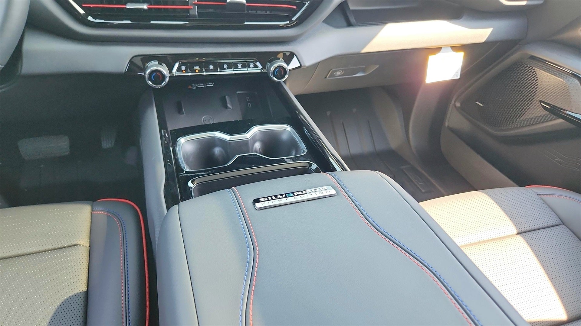 2024 Chevrolet Silverado EV RST