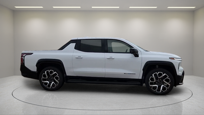 2024 Chevrolet Silverado EV RST