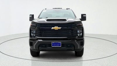 2026 Chevrolet Silverado 2500HD Custom