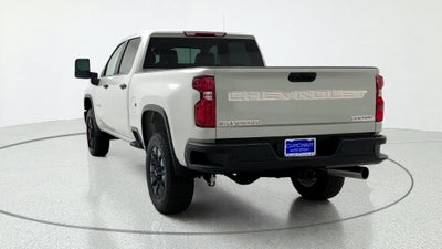 2026 Chevrolet Silverado 2500HD Custom