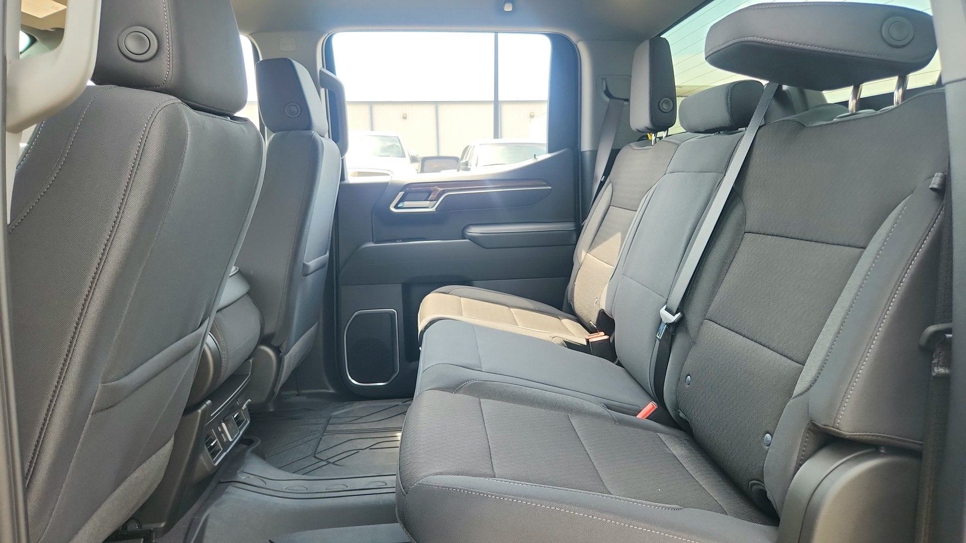 2026 Chevrolet Silverado 1500 LT LT1