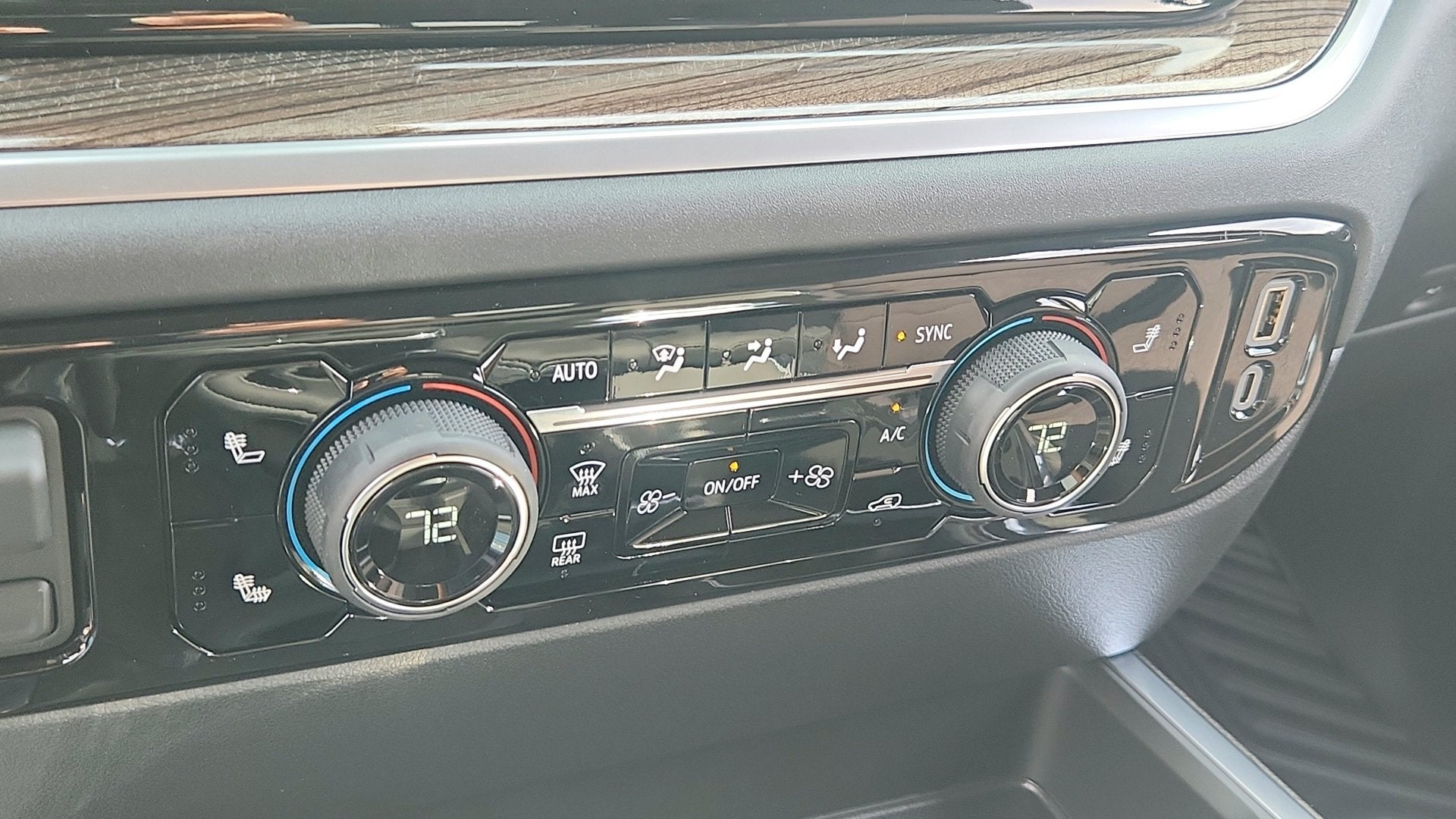 2026 Chevrolet Silverado 1500 LT Texas Edition