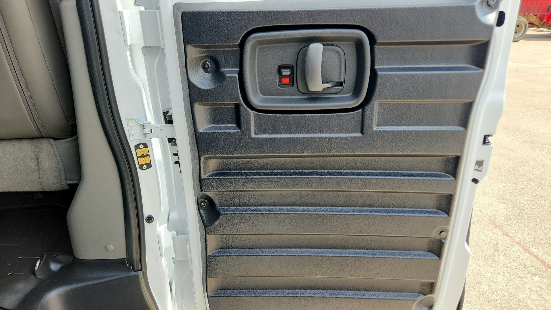 2026 Chevrolet Express 2500 Work Van Cargo