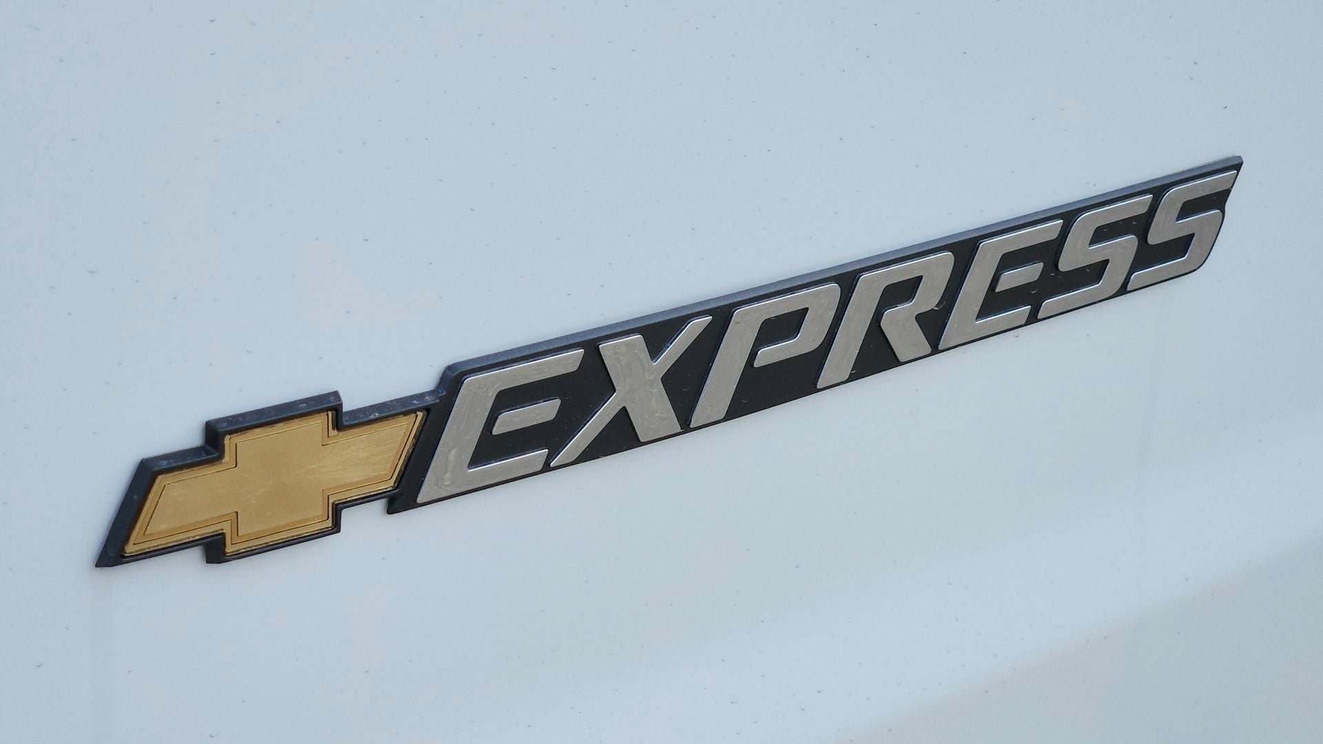 2026 Chevrolet Express 2500 Work Van Cargo