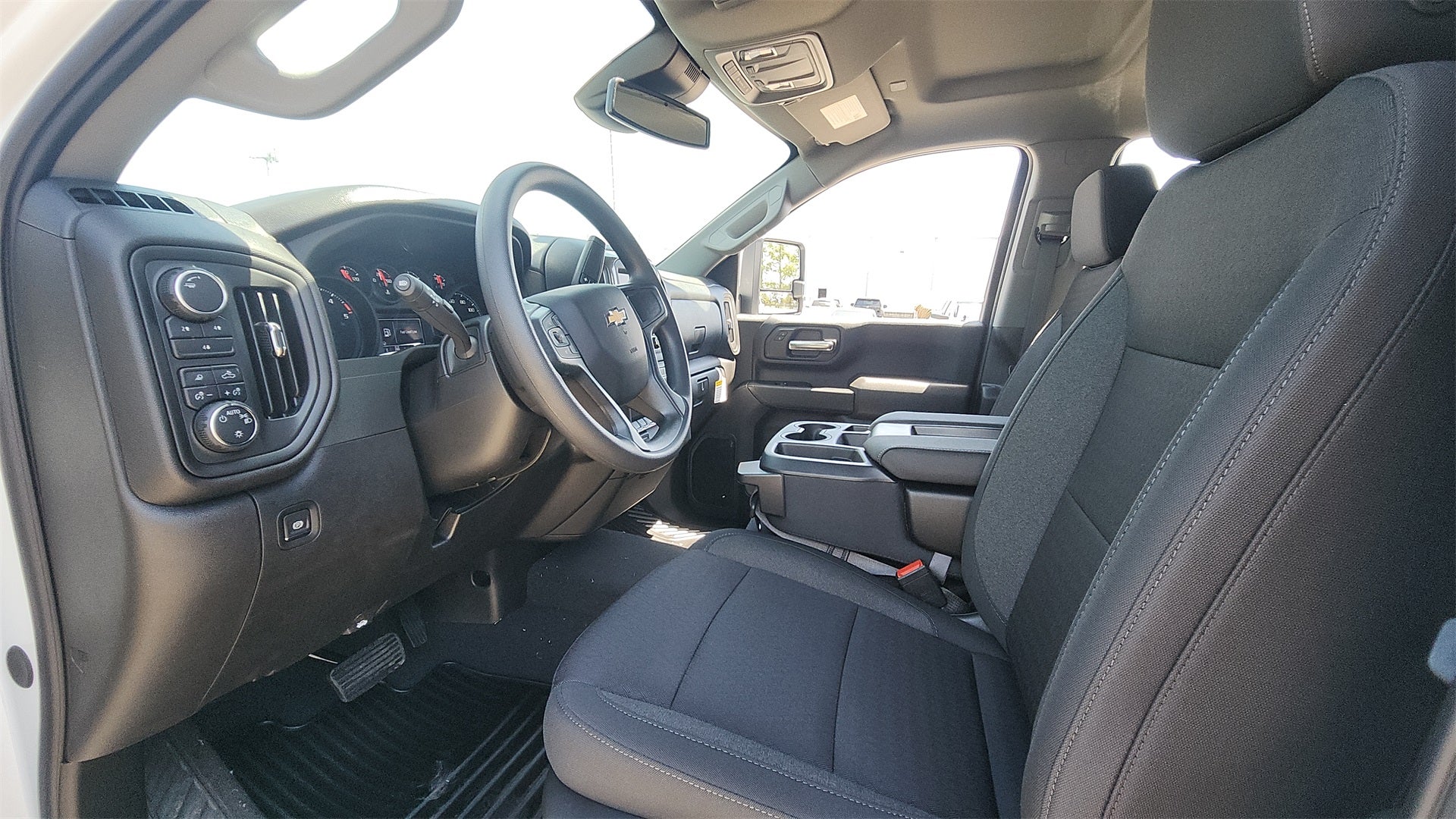 2025 Chevrolet Silverado 2500HD Custom