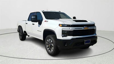 2026 Chevrolet Silverado 2500HD Custom