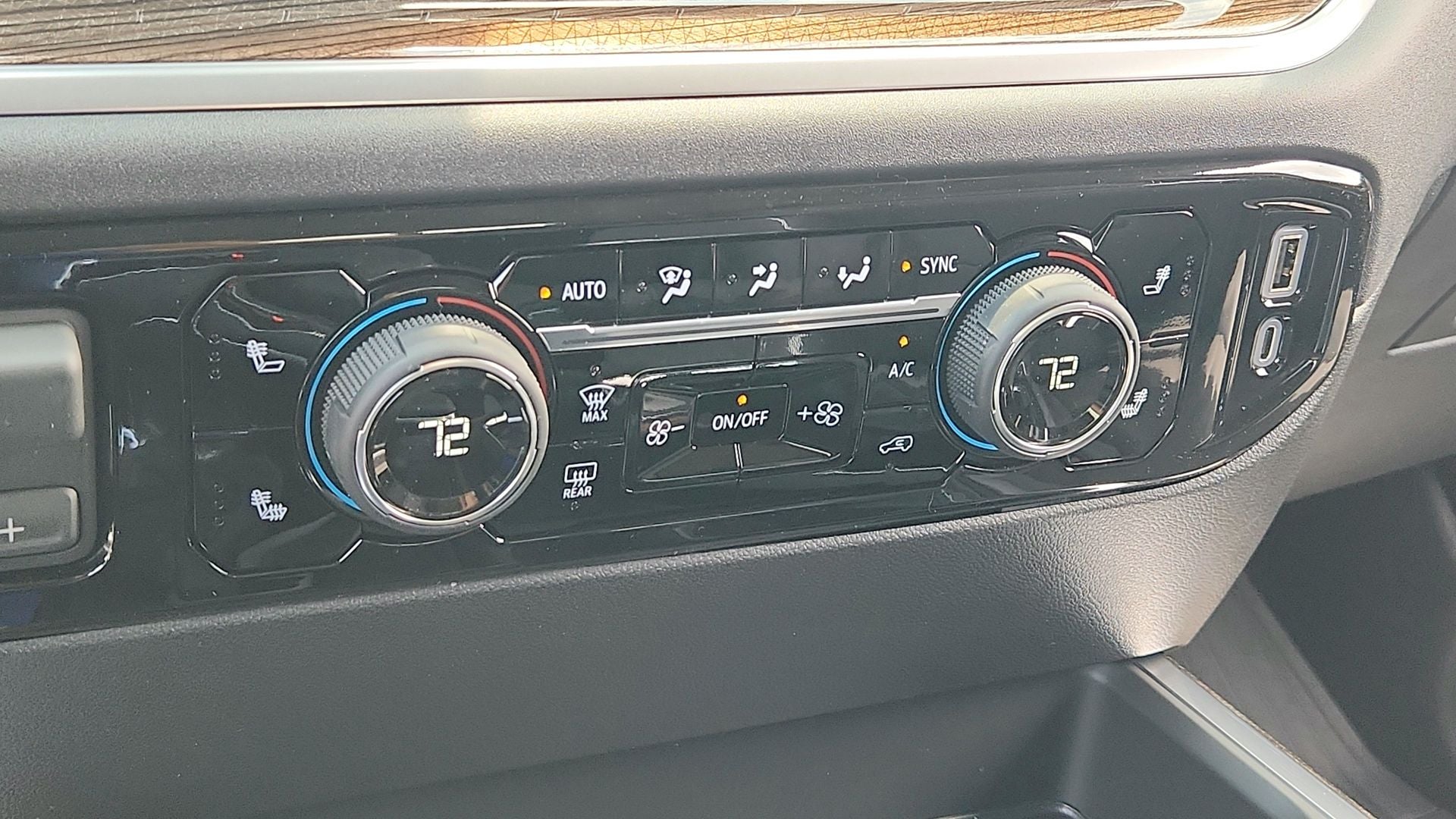 2026 Chevrolet Silverado 1500 LT Texas Edition
