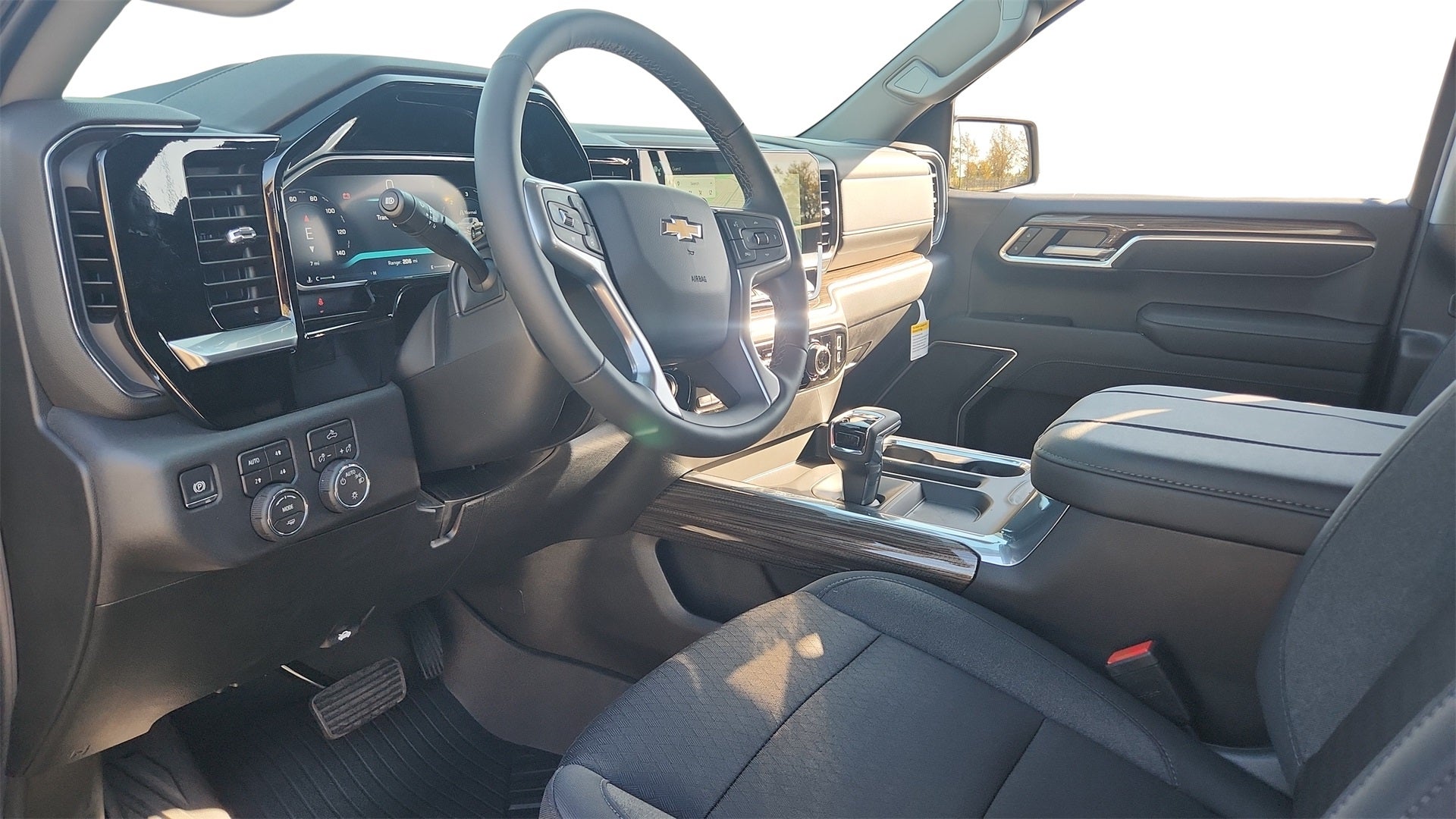 2026 Chevrolet Silverado 1500 LT LT1