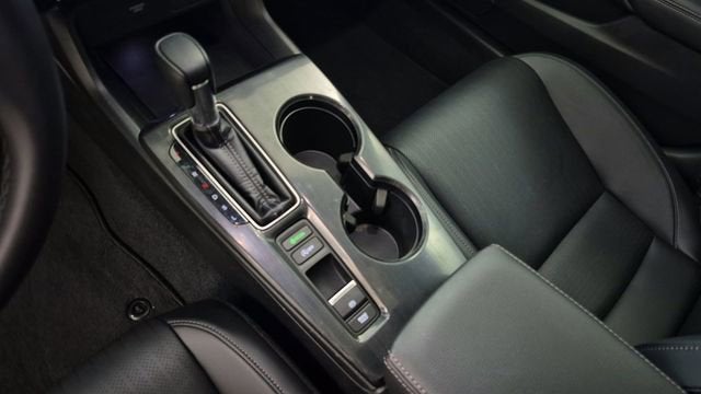 2023 Honda Civic Hatchback EX-L w/o BSI