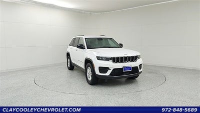 2023 Jeep Grand Cherokee Laredo 4x2