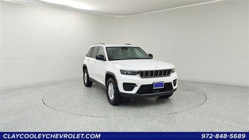 2023 Jeep Grand Cherokee Laredo 4x2