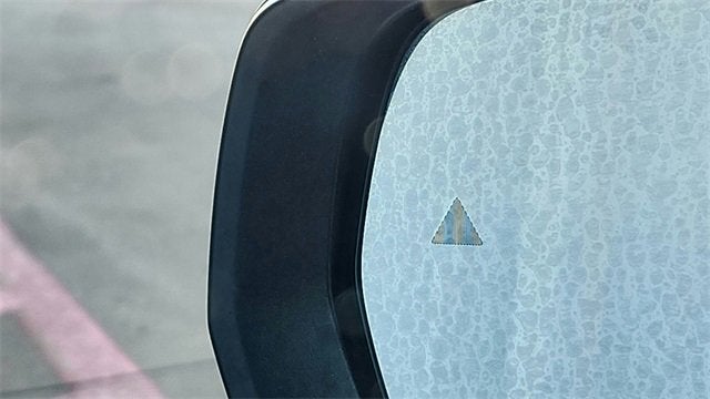 2023 Jeep Grand Cherokee Laredo 4x2