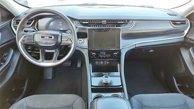 2023 Jeep Grand Cherokee Laredo 4x2