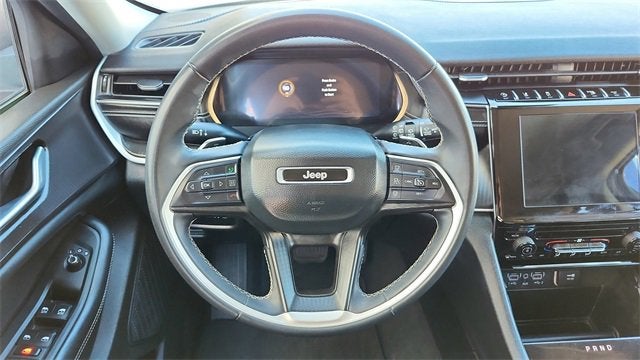 2024 Jeep Grand Cherokee Laredo X 4x4