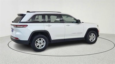 2024 Jeep Grand Cherokee Laredo X 4x4