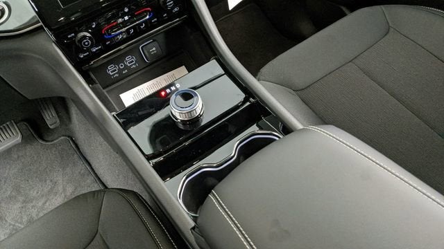 2024 Jeep Grand Cherokee L Laredo 4x2