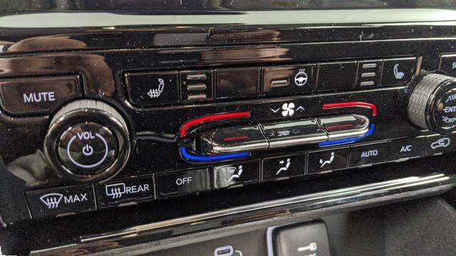 2024 Jeep Grand Cherokee L Laredo 4x2