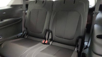 2024 Jeep Grand Cherokee L Laredo 4x2