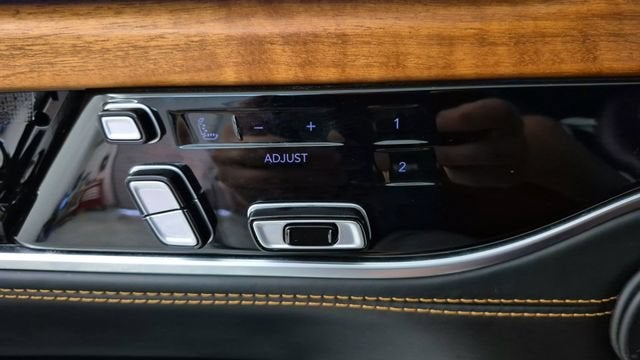 2024 Jeep Grand Wagoneer L Series III 4x4
