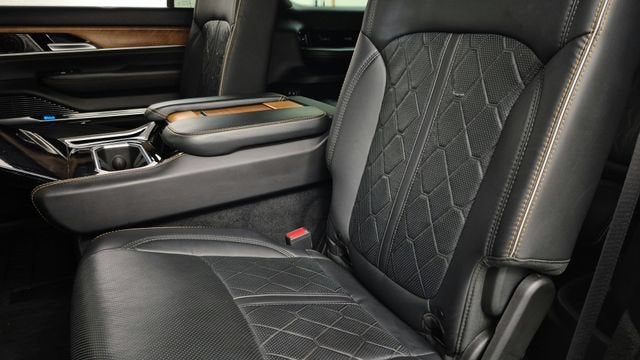 2024 Jeep Grand Wagoneer L Series III 4x4