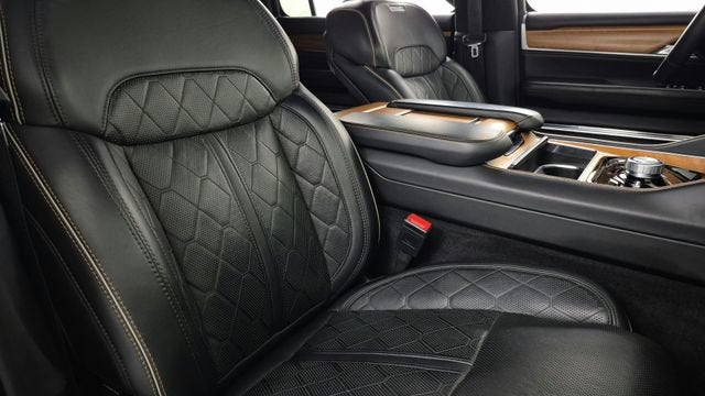 2024 Jeep Grand Wagoneer L Series III 4x4