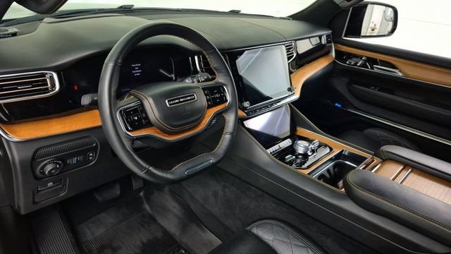 2024 Jeep Grand Wagoneer L Series III 4x4