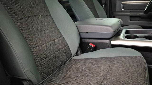 2019 RAM 1500 Classic Lone Star Crew Cab 4x4 5'7" Box