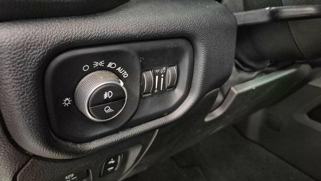 2019 RAM 1500 Big Horn/Lone Star Crew Cab 4x2 5'7" Box