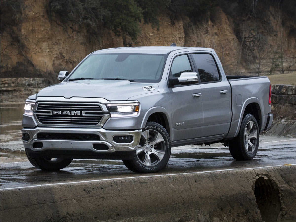 2024 RAM 1500 Laramie Crew Cab 4x2 5'7" Box