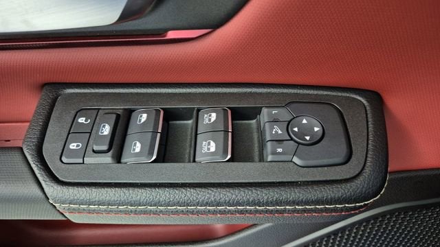 2025 RAM 1500 Rebel Crew Cab 4x4 5'7" Box