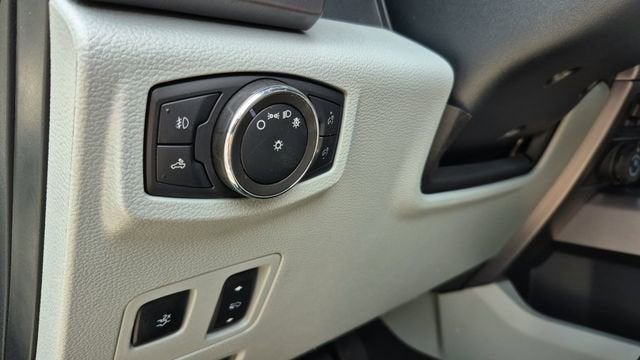 2022 Ford F-450 Limited
