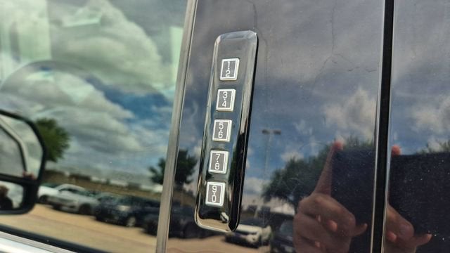 2022 Ford F-450 Limited