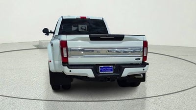 2022 Ford F-450 Limited