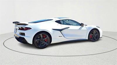 2026 Chevrolet Corvette E-Ray 2LZ