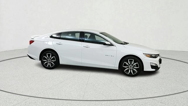 2025 Chevrolet Malibu RS