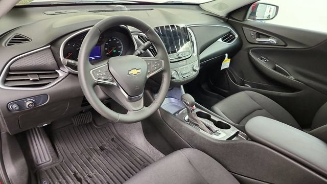 2025 Chevrolet Malibu RS