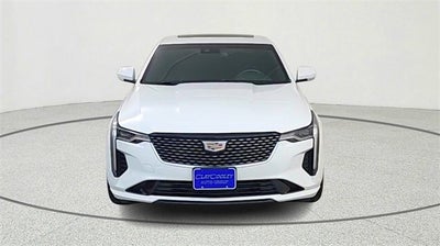 2022 Cadillac CT4 Luxury