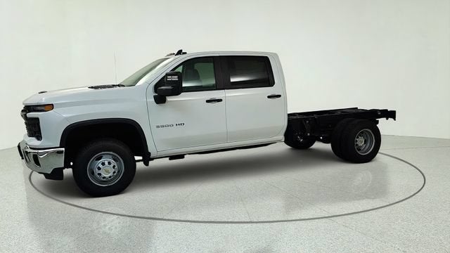 2025 Chevrolet Silverado 3500 HD Chassis Cab Work Truck