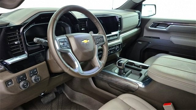 2025 Chevrolet Silverado 1500 LTZ