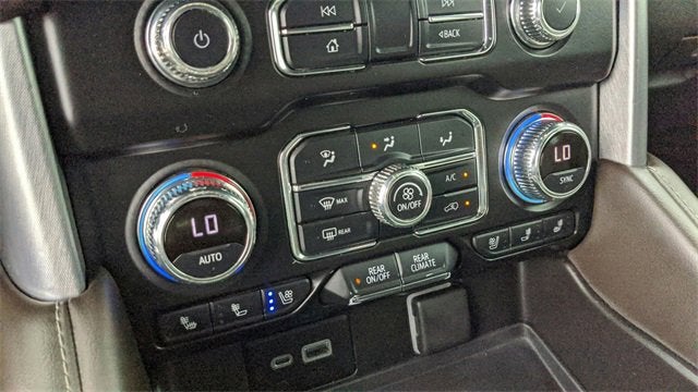 2022 GMC Yukon XL SLT