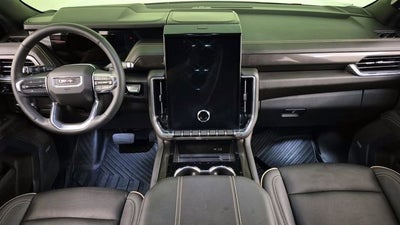 2025 GMC Yukon Elevation