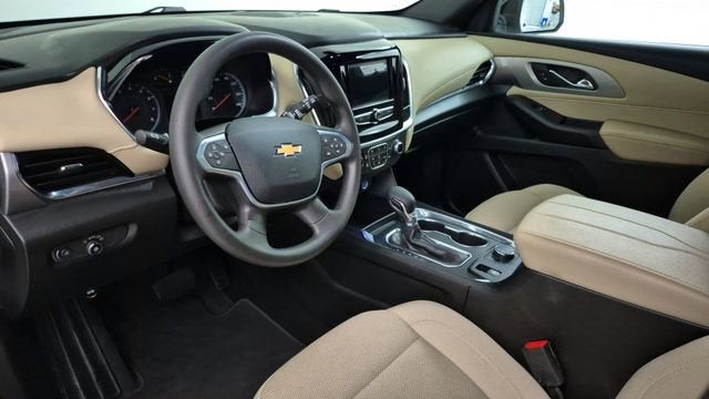 2022 Chevrolet Traverse LS