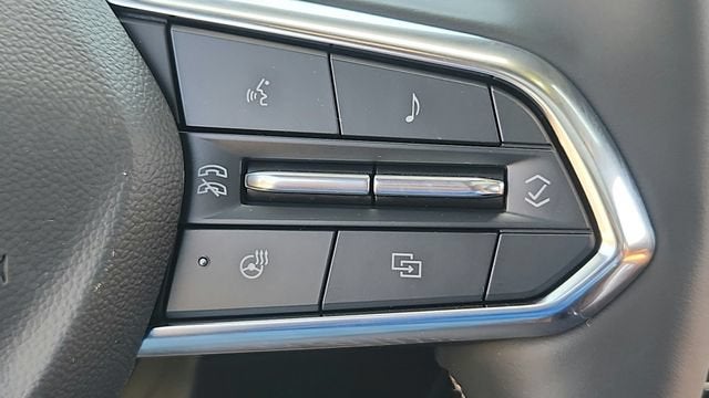 2027 Chevrolet Traverse Z71 - Photo 20