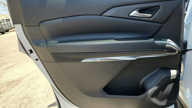 2027 Chevrolet Traverse Z71 - Photo 27