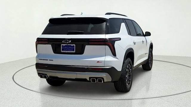 2027 Chevrolet Traverse Z71 - Photo 7