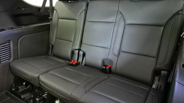 2026 Chevrolet Suburban LT - Photo 24