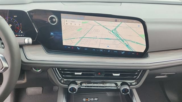 2026 Chevrolet Suburban Z71 - Photo 17