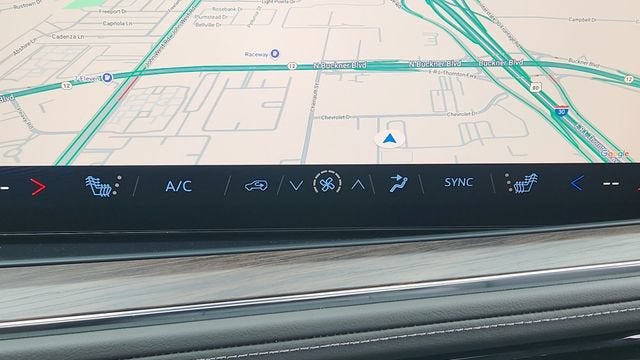2026 Chevrolet Suburban Z71 - Photo 18